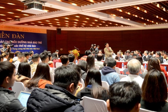 Diễn đàn trao đổi kỹ năng tác nghiệp, xử lý thông tin cho nhà báo trẻ