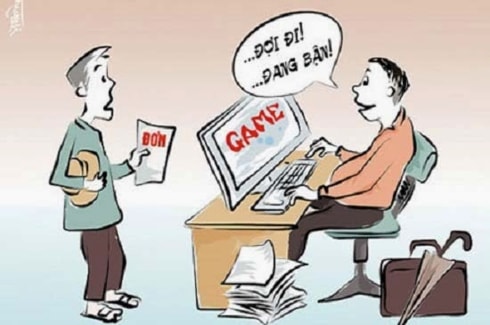 Làm sao để bộ mặt lạnh lùng của “đầy tớ của dân” nở nụ cười?