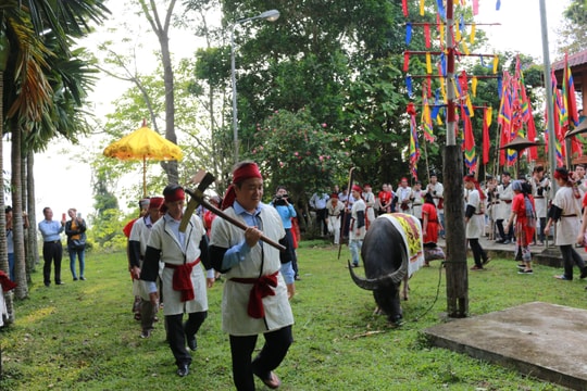 Huyện Quế Phong tổ chức Lễ hội Đền Chín Gian năm 2019 