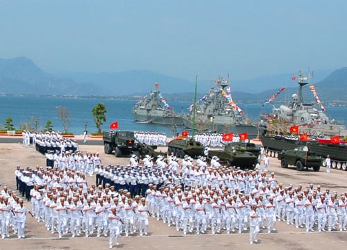 Tuyên truyền về biển đảo, thu hút nguồn nhân lực xây dựng Quân chủng Hải quân