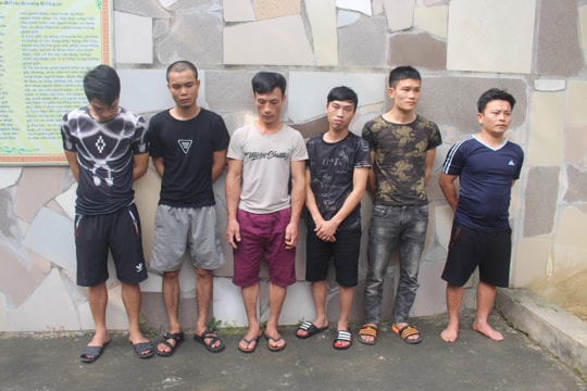 Nghệ An: Triệt phá nhóm đánh bạc liên xã, bắt 9 đối tượng