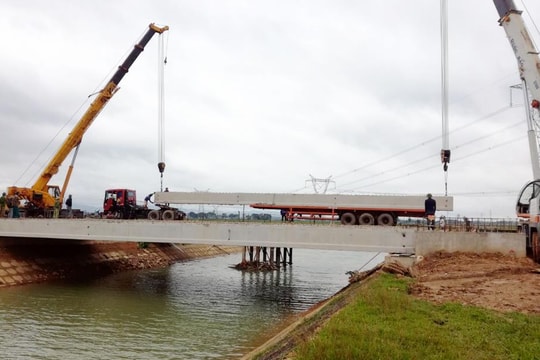 Đẩy nhanh thi công các công trình trọng điểm ở huyện quê lúa