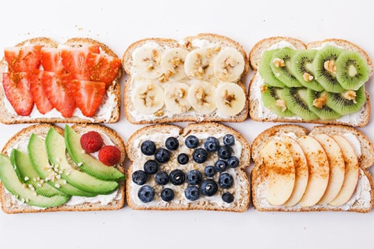 12 gợi ý bữa sáng với bánh mì nướng cho người ăn kiêng