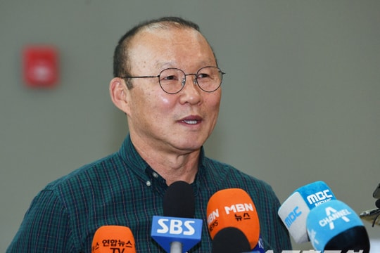 HLV đội Hồng Lĩnh Hà Tĩnh: “Thầy Park có đối sách để thắng Thái Lan” 