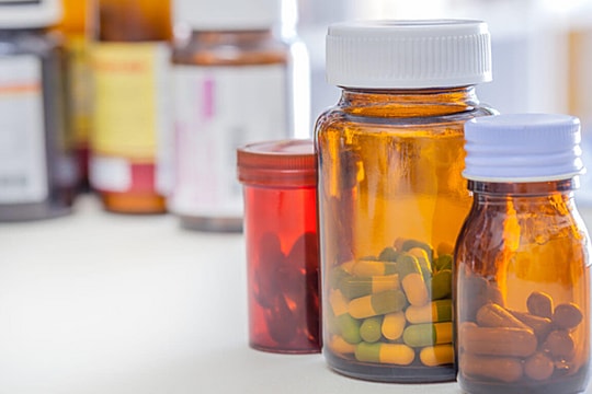Thuốc hết hạn sử dụng có nên uống hay không?