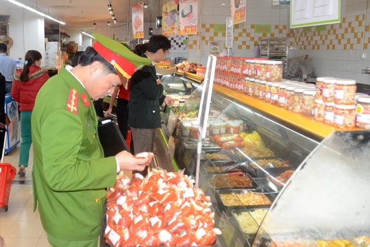 Danh sách 25 cơ sở vi phạm an toàn thực phẩm ở Nghệ An đang đề xuất xử phạt