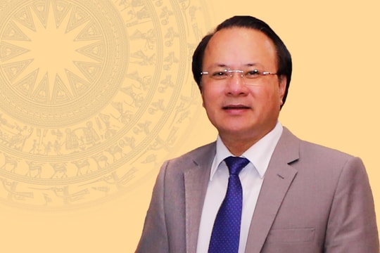 [Infographics] Chân dung tân Ủy viên Ban Thường vụ Tỉnh ủy Nguyễn Nam Đình