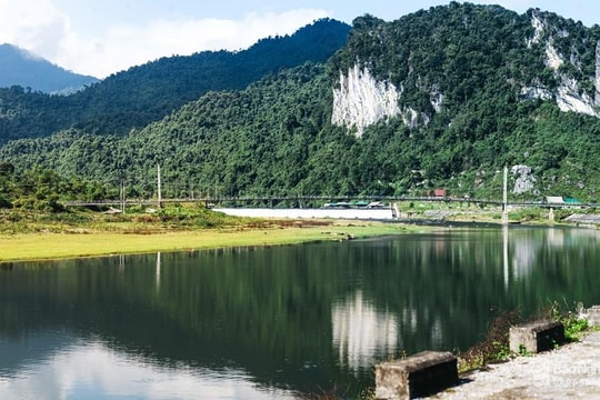 Thời tiết 27/3: Trung bộ trưa chiều giảm mây trời nắng, sáng sớm và đêm vẫn lạnh