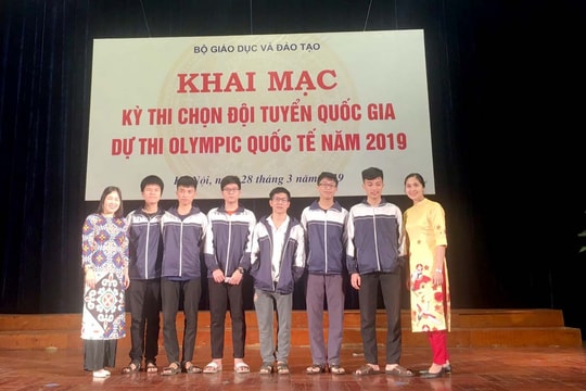 Nghệ An có 2 học sinh lọt vào đội tuyển Olympic Châu Á môn Tin học