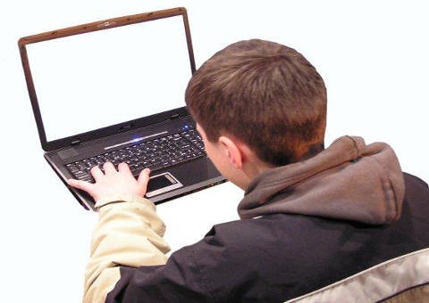 5 biện pháp giúp con trẻ an toàn khi lên mạng