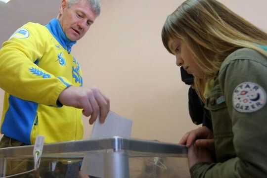 Chuyên gia nhận xét về cuộc bầu cử ở Ukraine
