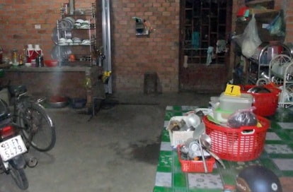 Xô xát, vợ dùng kéo đâm chồng tử vong 