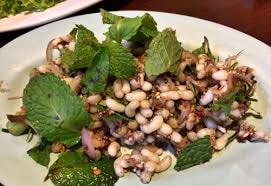 Sốc phản vệ do ăn trứng kiến