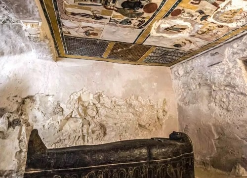 Sắp quay trực tiếp cảnh mở nắp quan tài chứa xác ướp Ai Cập 4.000 năm