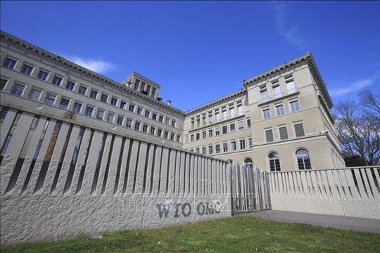 WTO ủng hộ Nga trong vụ tranh chấp với Ukraine; Mỹ xem xét việc can thiệp quân sự vào Venezuela 