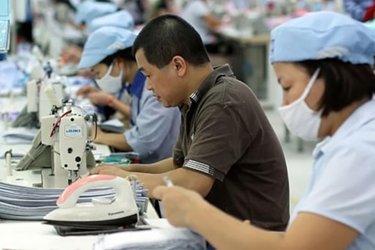 Đề xuất tăng tuổi nghỉ hưu, giờ làm thêm