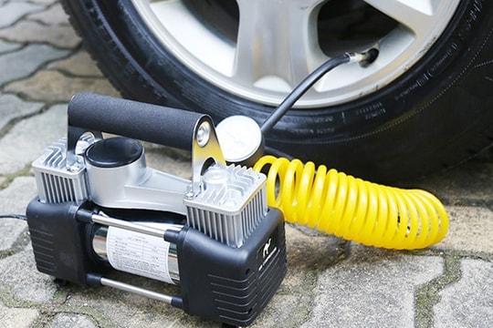 Sai lầm khi dùng bơm ô tô mini khiến “xế hộp” nhanh tàn