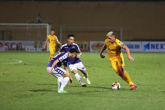  "Giải mã" trận thua đậm của SLNA trước Hà Nội