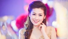 Á hậu Tú Anh tái xuất xinh đẹp làm MC sau 4 tháng sinh con đầu lòng