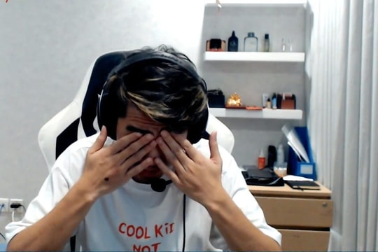 Mạng xã hội và những cái chết không đổ máu