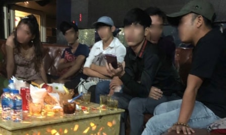 14 “dân bay” trong vũ trường dương tính với ma túy, nhảy múa điên cuồng trên nền nhạc