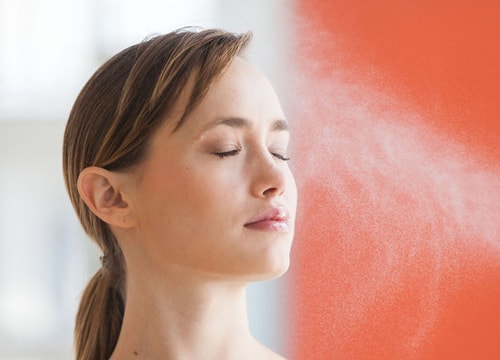 4 lưu ý khi sử dụng bình xịt khoáng cho từng làn da tránh bị tác dụng ngược