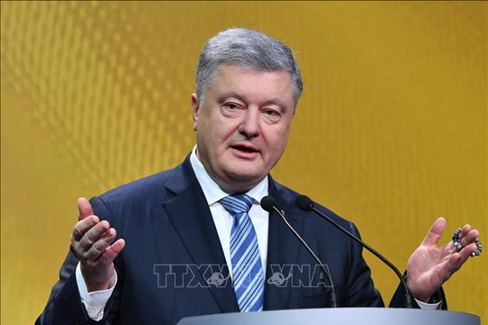 Ukraine ký sắc lệnh hợp tác với NATO