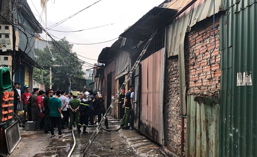 Cháy nhà xưởng ở Hà Nội, 8 người chết