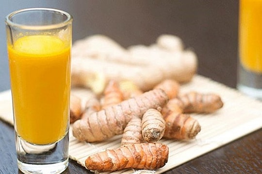 Cách ăn bột nghệ chữa bệnh hiệu quả