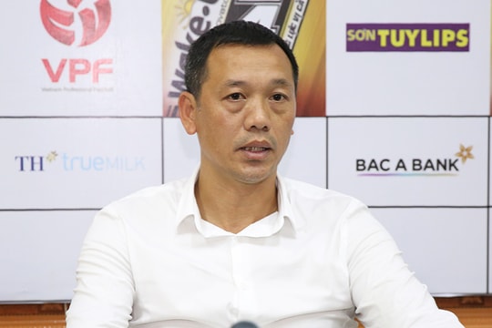 HLV Nguyễn Đức Thắng khen ngợi học trò sau trận thắng Thanh Hóa