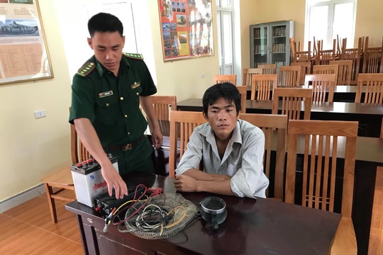 Xử phạt người đàn ông dùng kích điện đánh bắt cá trái phép