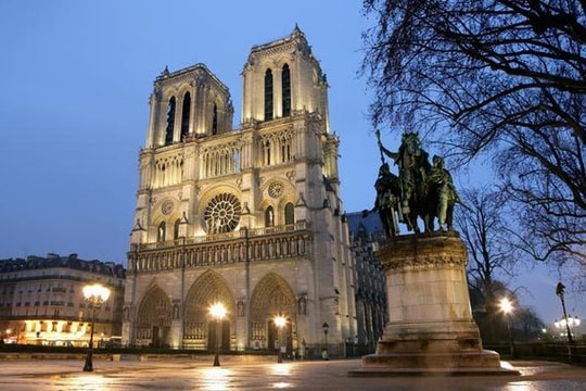 Lịch sử hơn 850 năm và những con số “biết nói” về Nhà thờ Đức Bà Paris