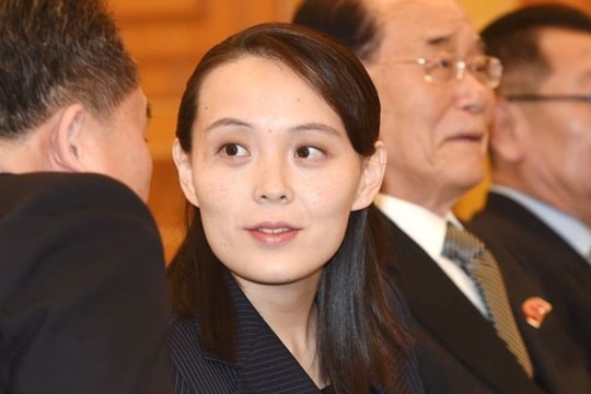 Cô em gái quyền lực của ông Kim Jong Un bị giáng chức?
