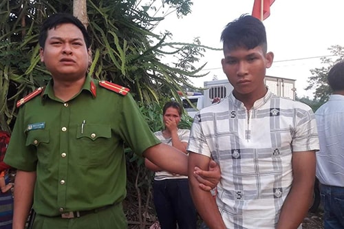 Thiếu nữ bị hai thanh niên kéo lê 300 m, đạp ngã để giật túi xách