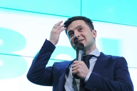 Bầu cử Tổng thống ở Ukraine, thăm dò chớp nhoáng, Zelensky chiến thắng vòng II 