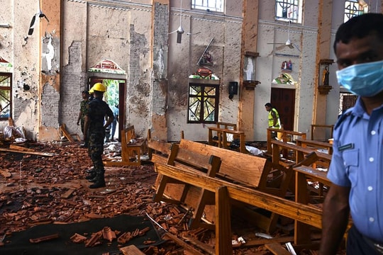 Đánh bom tại Sri Lanka: Khủng bố khoét sâu khủng hoảng