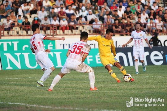 SLNA - Nam Định: Điểm tựa sân Vinh dành cho ai?