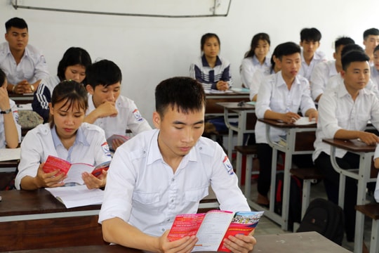 Hơn 41% học sinh lớp 12 của Nghệ An không đăng ký vào đại học