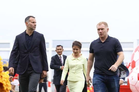 Huyền thoại Manchester United Ryan Giggs sẽ đến thăm SLNA