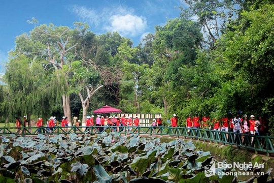 Tưởng niệm 65 năm ngày mất bà Nguyễn Thị Thanh - Chị gái Bác Hồ