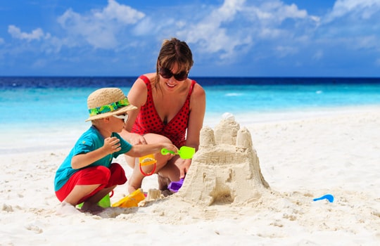 6 lưu ý bạn nên biết khi đi tắm biển