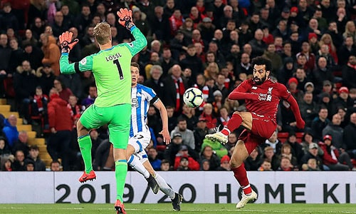 Liverpool trở lại đỉnh bảng Ngoại hạng Anh