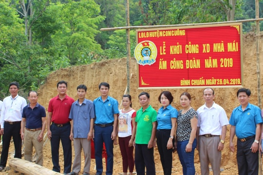 Khởi công xây dựng nhà 'Mái ấm công đoàn' ở Con Cuông