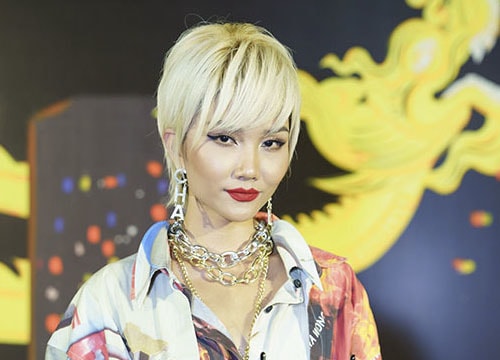 H’Hen Niê xuất hiện khác lạ với kiểu tóc bạch kim