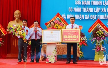 Xã Quỳnh Yên (Quỳnh Lưu) đón Bằng công nhận đạt chuẩn Nông thôn mới