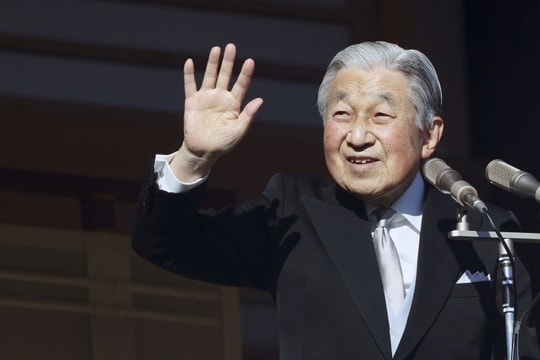 Thủ tướng Nhật Bản tuyên bố Hoàng đế Akihito thoái vị