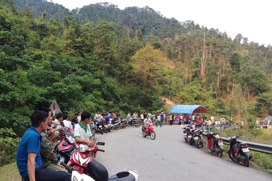 Phát hiện người đàn ông chết bên bìa rừng ở Nghệ An