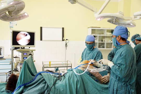 Tăng viện phí đối với người chưa tham gia bảo hiểm y tế