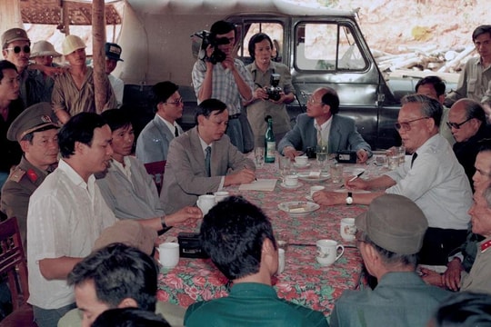 Đại tướng Lê Đức Anh và tấm lòng với Nghệ An