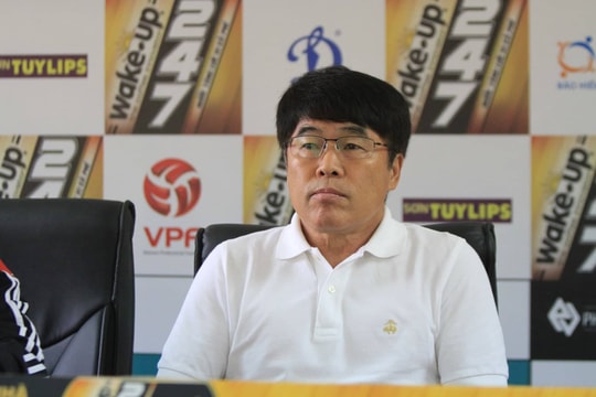 HLV trưởng người Hàn Quốc nói gì trước trận gặp SLNA?